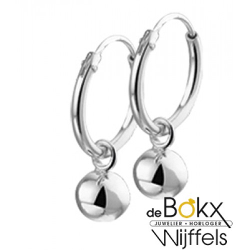 Fijne oorringen met balletje in zilver - 55932 Fijne oorringen met balletje in zilver - 55932
