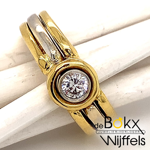 18 karaat gouden ring met zirkonia steen maat 59 - 51452 18 karaat gouden ring met zirkonia steen maat 59 - 51452
