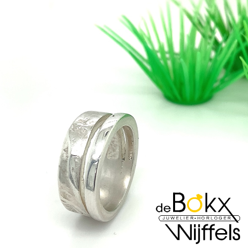 Brede zilveren robuste ring maat 52 - 51894 Brede zilveren robuste ring maat 52 - 51894