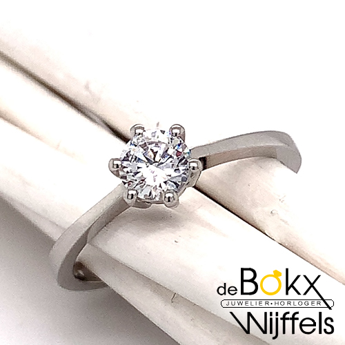 Damesring witgoud met zirkonia maat 55 - 54990 Damesring witgoud met zirkonia maat 55 - 54990