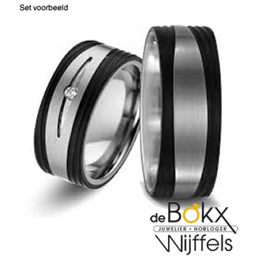 verfijnde en breede Titanium ring met carbon en diamant 57015 - 56207 verfijnde en breede Titanium ring met carbon en diamant 57015 - 56207