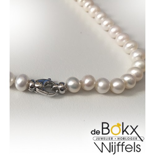 Parelketting met zilveren cartier sluiting - 50679 Parelketting met zilveren cartier sluiting - 50679