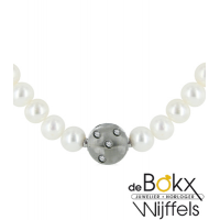 Parelketting met zilveren sluiting zirkonia steentjes - 51318 Parelketting met zilveren sluiting zirkonia steentjes - 51318