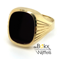 gouden zegelring maat 60/19 met een bruine carneool - 51459