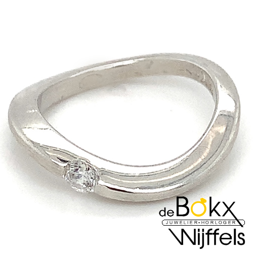 zilveren gebogen bandring met 1 zirkonia maat 53 - 51820 zilveren gebogen bandring met 1 zirkonia maat 53 - 51820