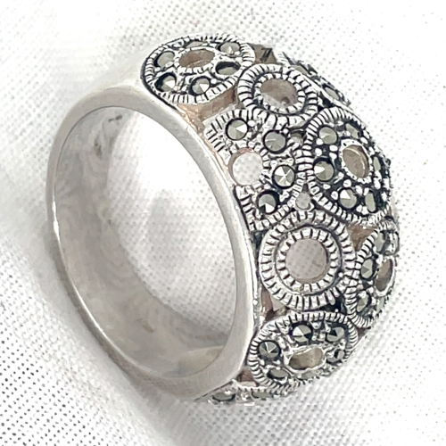 bolle zilveren ring met cirkels en marquesiet steentjes maat 52 - 51821