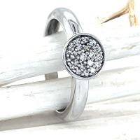 smalle ring in zilver met zirkonia steentjes in een cirkel maat 46 - 51852
