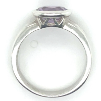 zikveren ring maat 54  met een paarse zirkonia - 51883