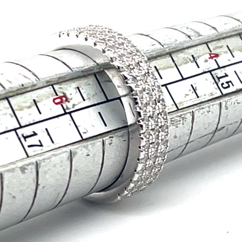kleine ring in zilver gerhodineerd met veel zirkkonia steentjes maat 50 - 55129 kleine ring in zilver gerhodineerd met veel zirkkonia steentjes maat 50 - 55129