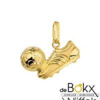 Voetbalschoen met voetbal hanger in geelgoud 14 karaat - 55468 Voetbalschoen met voetbal hanger in geelgoud 14 karaat - 55468