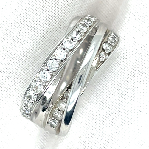 brede zilveren ring met veel sirkonia steentjes maat 56 - 55333