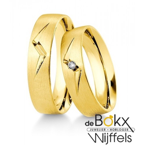 Breuning geel gouden trouwringen met diamant - 55411