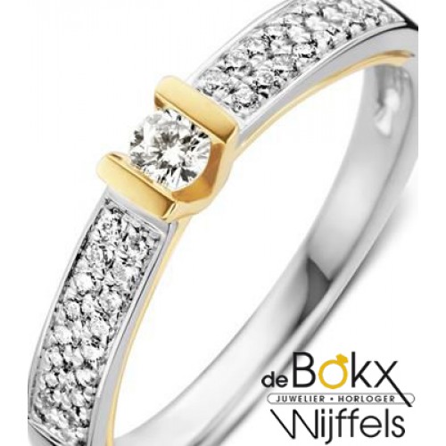Gouden ring met diamant 0.26crt maat 54 - 57052