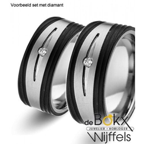 verfijnde en breede Titanium ring met carbon en diamant 57015 - 56207
