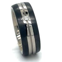 Titanium ring met carbon en diamant maat 52 - 56205 Titanium ring met carbon en diamant maat 52 - 56205