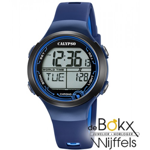 Horloge Blauw digitaal horloge van calypso het horloge heeft duidelijke digitaal display is goed waterdicht en is voorzien van een lampje. Uitstekend cadeau voor verjaardag communie of lentefeest. Ban...