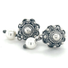 Echte zeeuwse Oorstekers met zeeuwseknoop 8mm in zilver met parel eronder - 57435