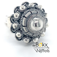 zeeuwse knoop ring in zilver met groote knoop maat 51/16,5 - 57442 zeeuwse knoop ring in zilver met groote knoop maat 51/16,5 - 57442
