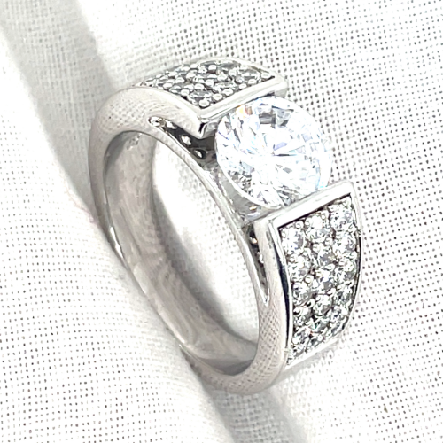 ring zilver met veel zirkonia steentjes maat 54 - 55640