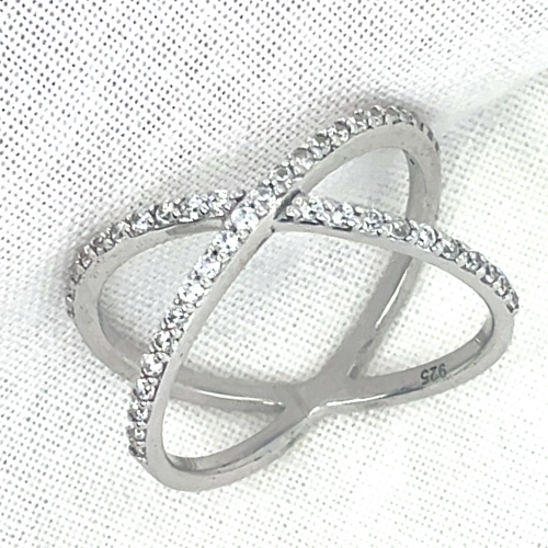 gekruiste ring in zilver met zirkoon maat 56 - 55681