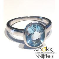 Witgoud damesringen met topaas maat 57 - 55750 Witgoud damesringen met topaas maat 57 - 55750