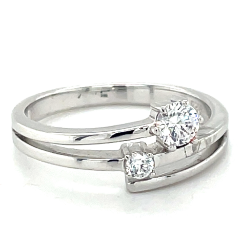 Zilver ring maat 56 met 2 zirkonia steentjes - 55959