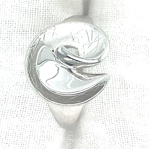 Gescratcht zilveren ring in maat 56 - 55897 Gescratcht zilveren ring in maat 56 - 55897