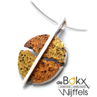 Sieraden Arior moon hanger in zilver met goud en brons pigmenten 1172228XPU - 56578 Sieraden Arior moon hanger in zilver met goud en brons pigmenten 1172228XPU - 56578