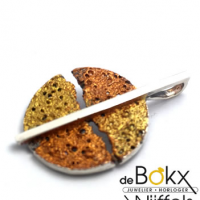 Sieraden Arior moon hanger in zilver met goud en brons pigmenten 1172228XPU - 56578 Sieraden Arior moon hanger in zilver met goud en brons pigmenten 1172228XPU - 56578