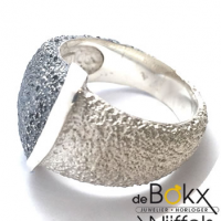 Arior oda ring in zilver met zwart en wit pigmenten maat 56 - 56579 Arior oda ring in zilver met zwart en wit pigmenten maat 56 - 56579