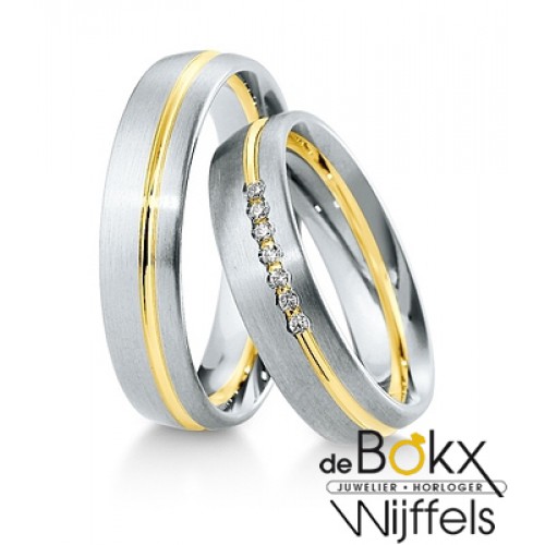 Bicolor geel- en witgouden trouwringen met diamant van Breuning 8k - 56632