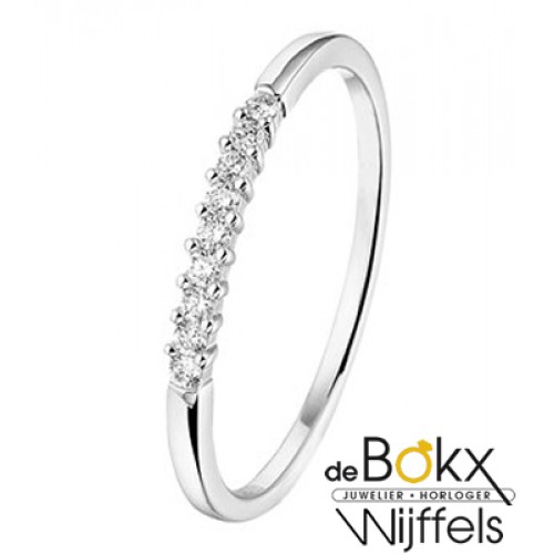 Witgoud damesring met diamant maat 53 - 56814 Witgoud damesring met diamant maat 53 - 56814