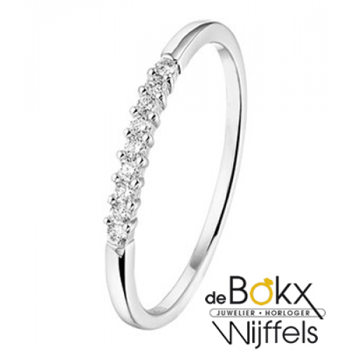Witgoud damesring met diamant maat 53 - 56814 Witgoud damesring met diamant maat 53 - 56814