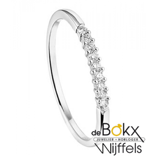 Witgoud damesring met diamant maat 53 - 56814 Witgoud damesring met diamant maat 53 - 56814