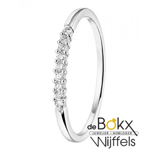 Witgoud damesring met diamant maat 53 - 56814 Witgoud damesring met diamant maat 53 - 56814
