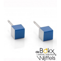 Clic by suzanne oorstekers blauw mini kubus O28B - 56276 Clic by suzanne oorstekers blauw mini kubus O28B - 56276