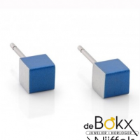 Clic by suzanne oorstekers blauw mini kubus O28B - 56276 Clic by suzanne oorstekers blauw mini kubus O28B - 56276