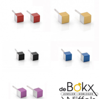 Clic by suzanne oorstekers blauw mini kubus O28B - 56276 Clic by suzanne oorstekers blauw mini kubus O28B - 56276