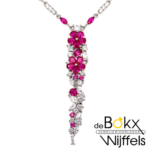 Ketting met hanger Atessa ruby 42cm met rode en witte zirkonia steentjes - 58354 Ketting met hanger Atessa ruby 42cm met rode en witte zirkonia steentjes - 58354