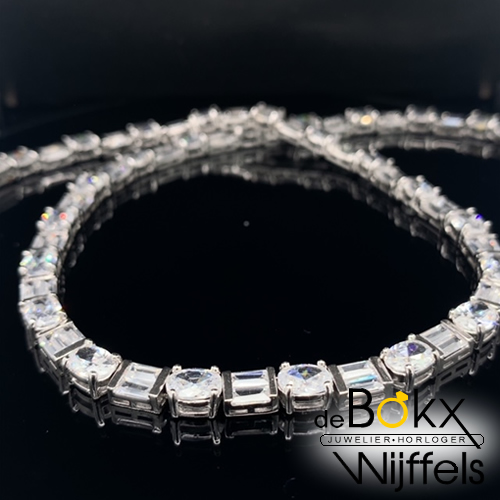Zilveren choker ketting met heel veel zirkonia steenjtes - 57724 Zilveren choker ketting met heel veel zirkonia steenjtes - 57724
