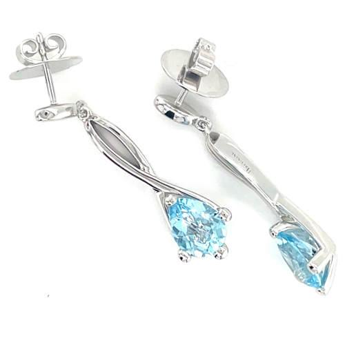 zilveren oorknoppen hangend met blauwe topaas - 57725