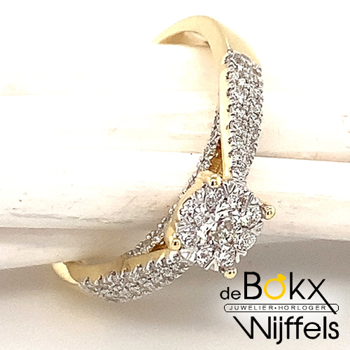 Gouden verlovingsring met diamanten maat 53 - 58182 Gouden verlovingsring met diamanten maat 53 - 58182
