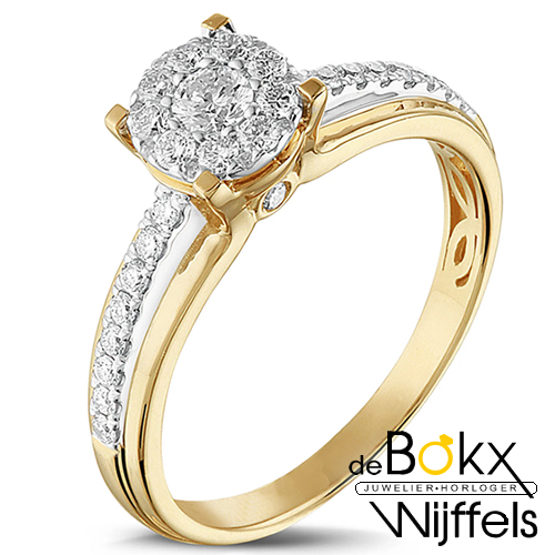 Ringen - Schitterende geelgouden ring gezet met briljant geslepen diamanten. Een plaatje om de vinger! Deze ring 37 diamanten in verschillende grote. Tip " Verlovingsring of gewoon omdat ze het verdient"