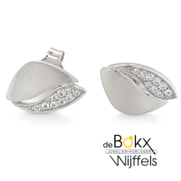 Oorknoppen zilver met veel zirkonia steentjes - 600318 Oorknoppen zilver met veel zirkonia steentjes - 600318