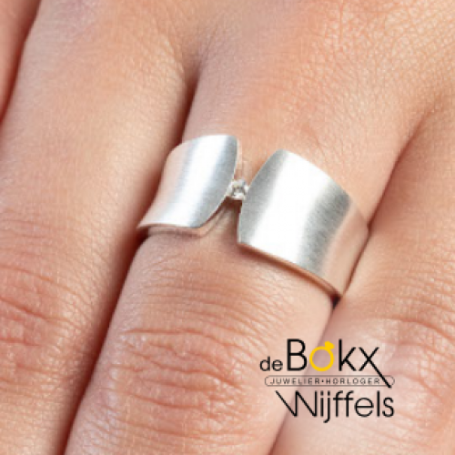 ring met diamant van bastian inverun maat 54 - 600366