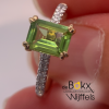 gouden ring met diamant en groene rechthoekige peridoot maat 55 - 600415