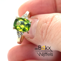gouden ring met diamant en groene piridoot maat 55 - 600443 gouden ring met diamant en groene piridoot maat 55 - 600443