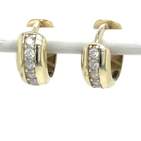 kleine gouden oorringen met zirkonia 12mm - 600584 kleine gouden oorringen met zirkonia 12mm - 600584