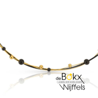 ketting LIV  met kleine bolletjes zwart en goud kleurig - 600817 ketting LIV  met kleine bolletjes zwart en goud kleurig - 600817
