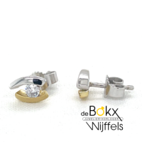 oorknoppen met zirkonia steentjes en boogjes zilver en goudkleurig - 600853 oorknoppen met zirkonia steentjes en boogjes zilver en goudkleurig - 600853